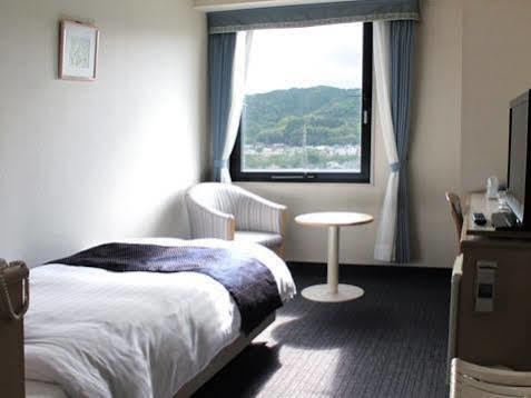 Hotel Verfort Hyuga Exterior photo